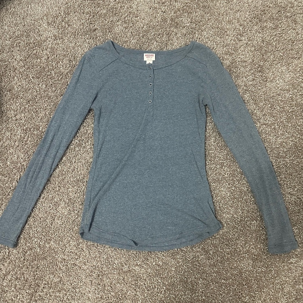 Women's gray long sleeve top
